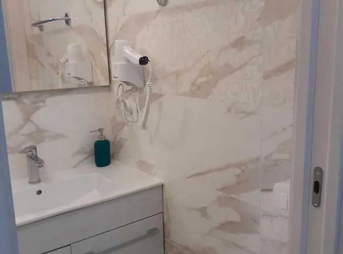 Konukevi Abid's Palace In Termini 3*